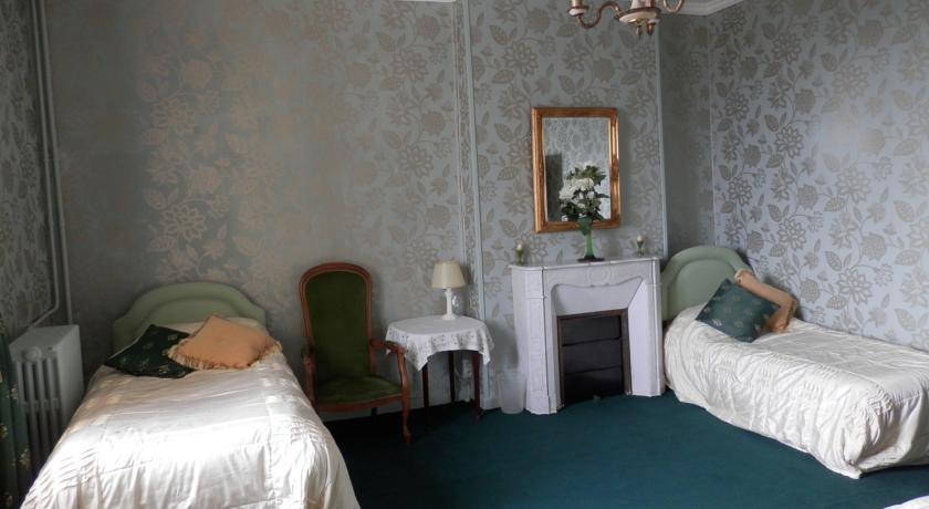 ชาโต อาร์ดิเยอ Bed & Breakfast Ardilleux ห้อง รูปภาพ